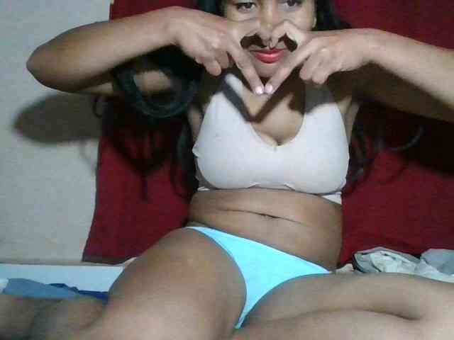 Keziah34 webcam