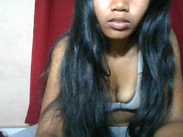 Keziah34 webcam