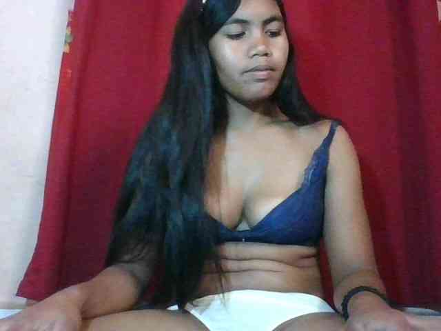 Keziah34 webcam