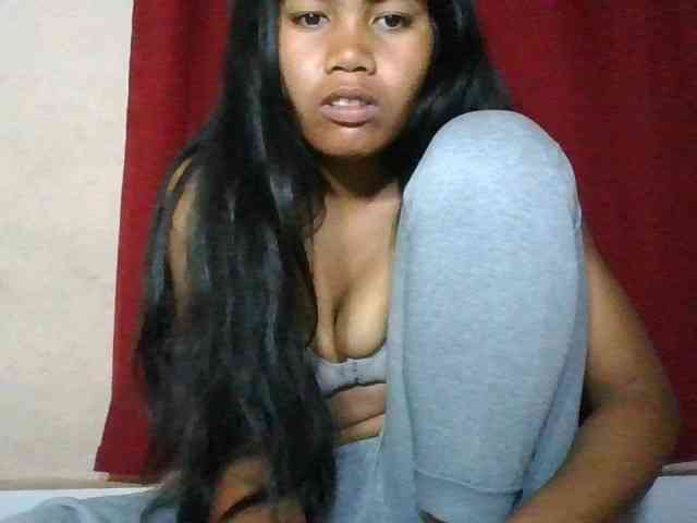 Keziah34 webcam