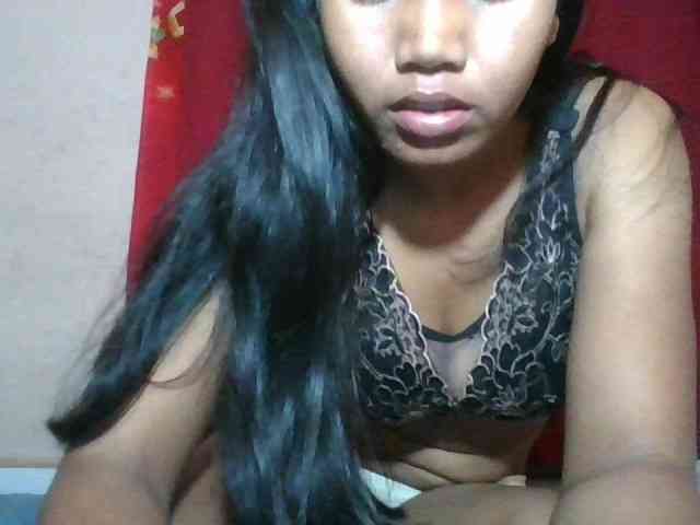 Keziah34 webcam