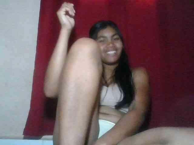 Keziah34 webcam