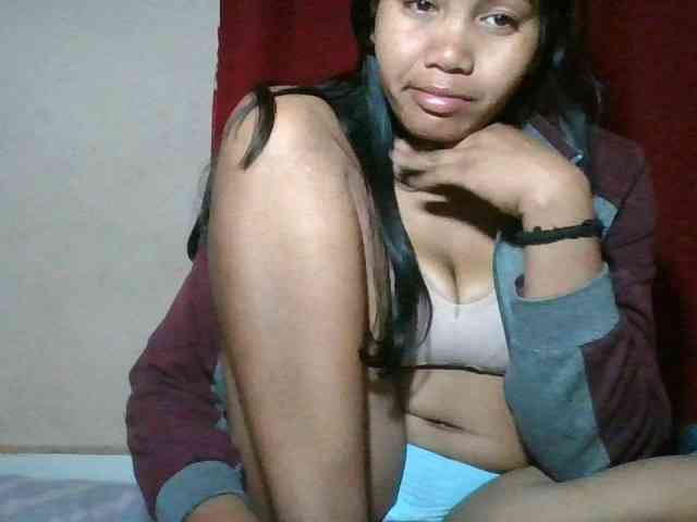 Keziah34 webcam