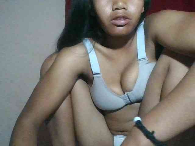 Keziah34 webcam