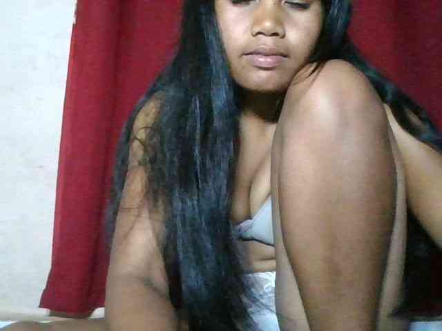Keziah34 webcam