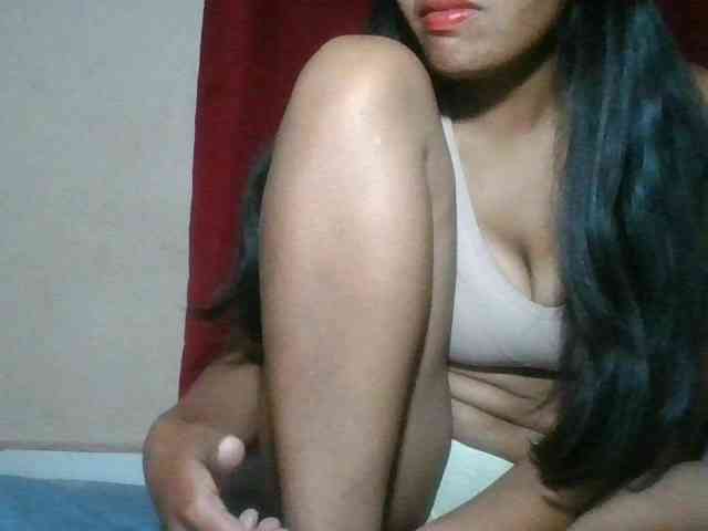 Keziah34 webcam