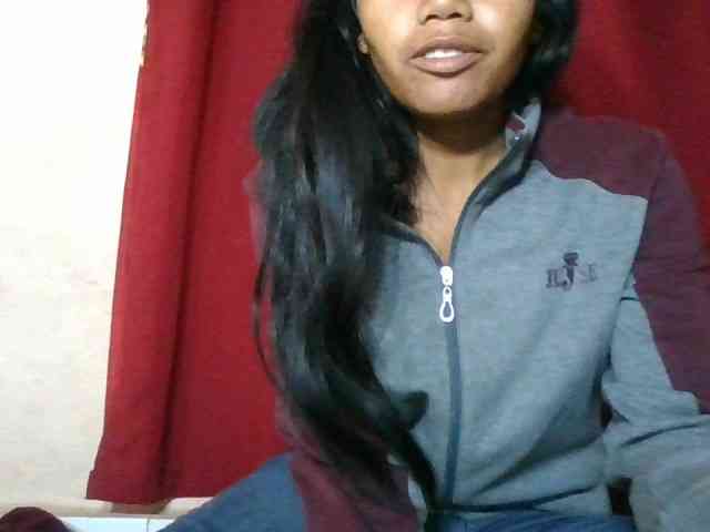 Keziah34 webcam