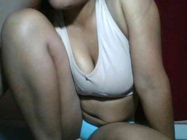 Keziah34 webcam
