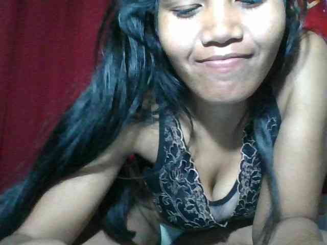 Keziah34 webcam