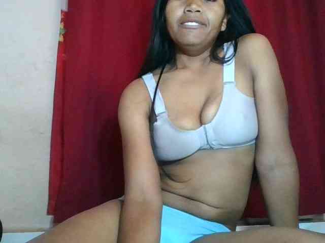 Keziah34 webcam