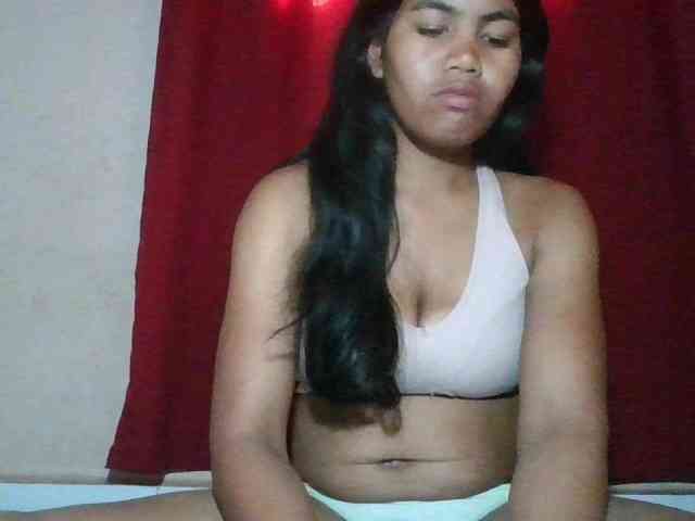 Keziah34 webcam