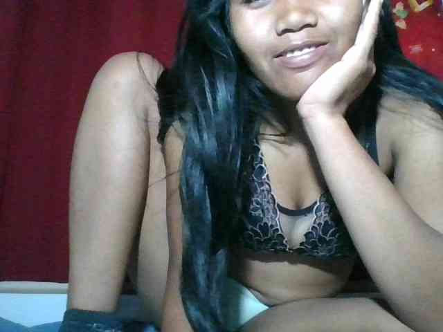 Keziah34 webcam