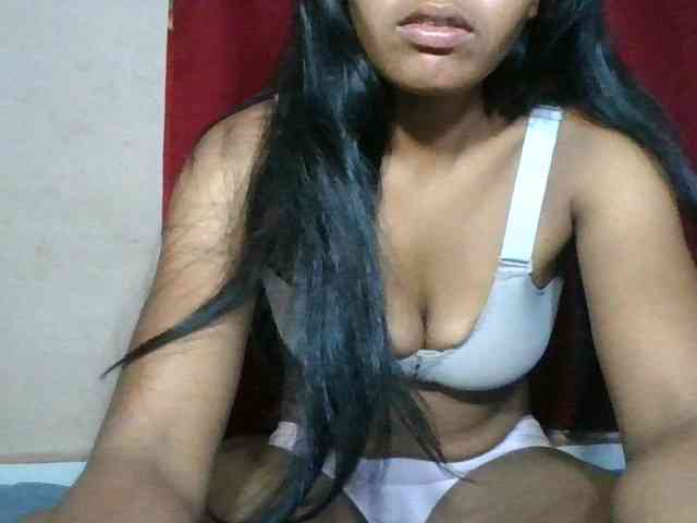 Keziah34 webcam