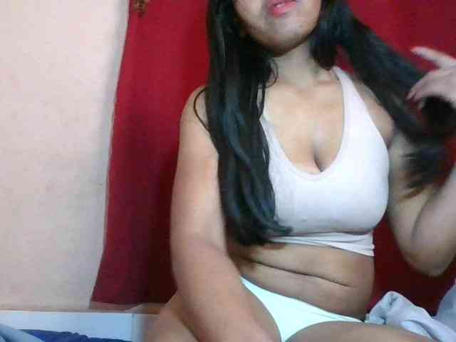 Keziah34 webcam