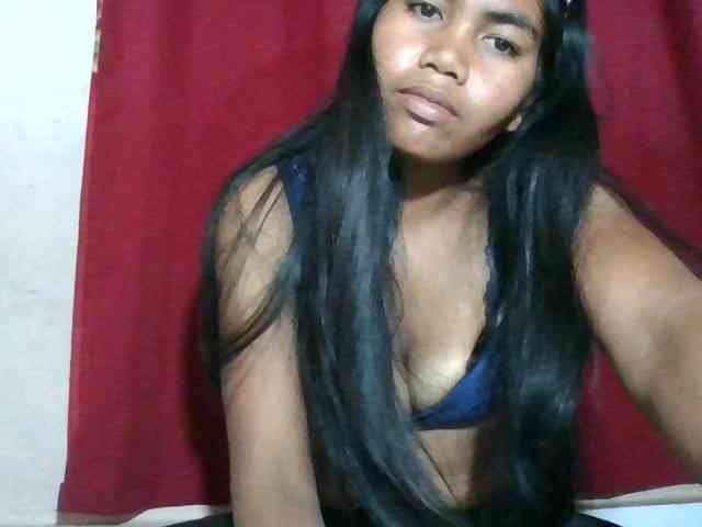Keziah34 webcam