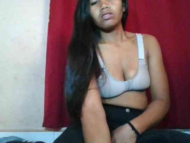 Keziah34 webcam