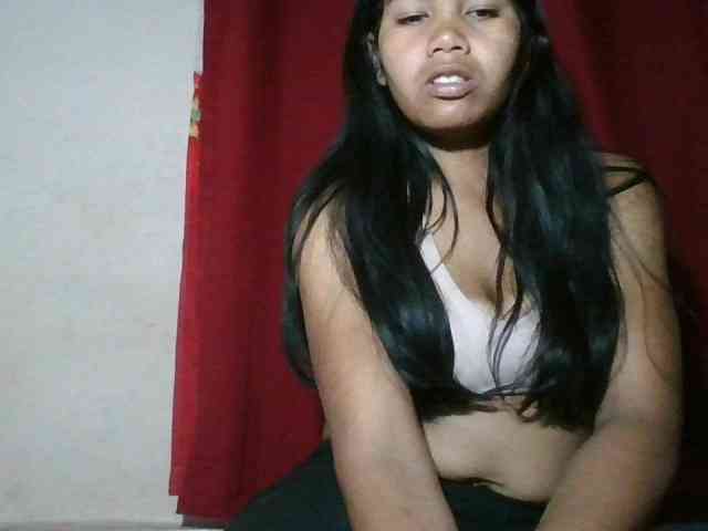 Keziah34 webcam