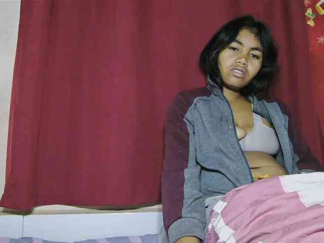Keziah34 webcam