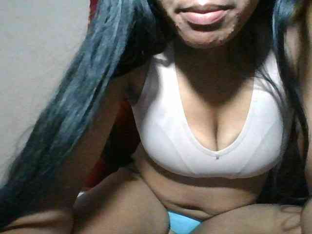 Keziah34 webcam