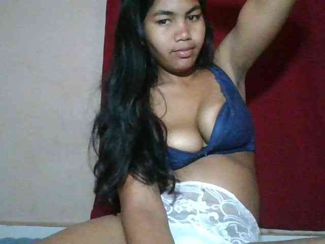 Keziah34 webcam