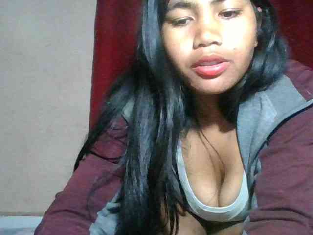 Keziah34 webcam