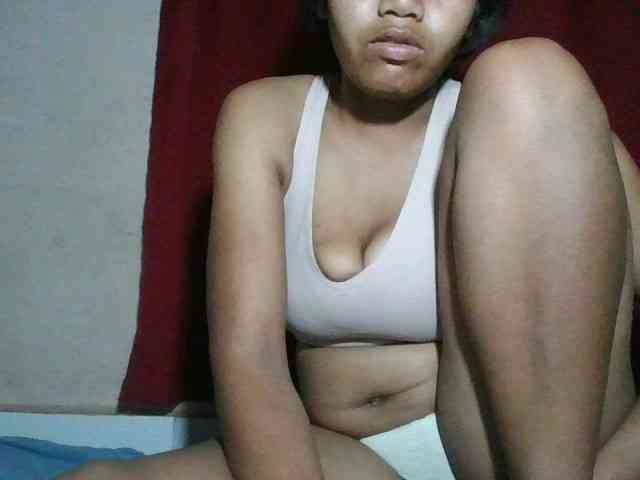 Keziah34 webcam