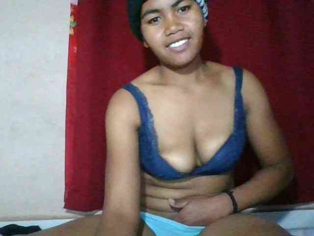 Keziah34 webcam