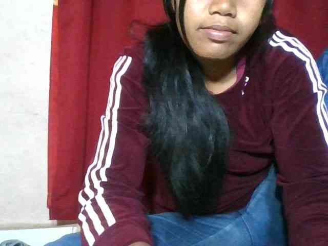 Keziah34 webcam
