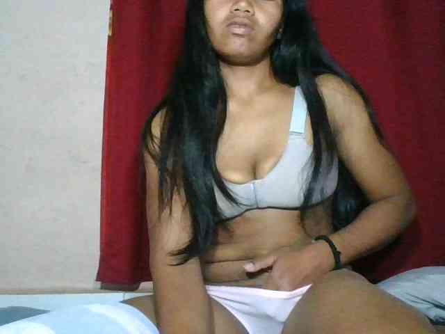 Keziah34 webcam