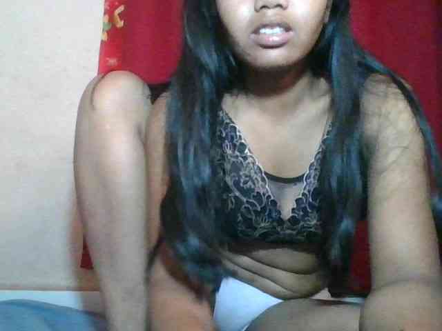 Keziah34 webcam