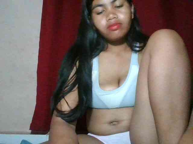 Keziah34 webcam