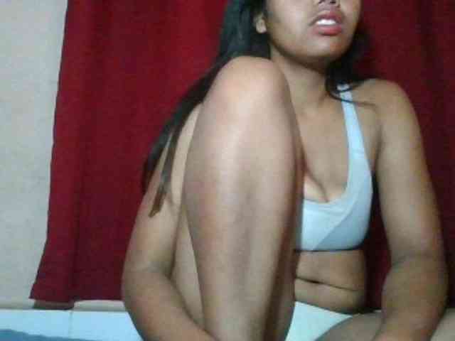 Keziah34 webcam