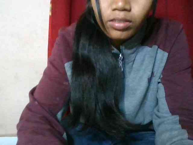 Keziah34 webcam
