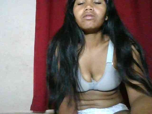 Keziah34 webcam