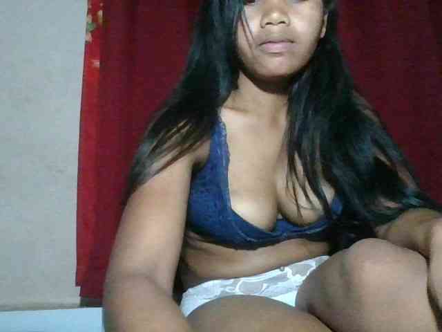 Keziah34 webcam