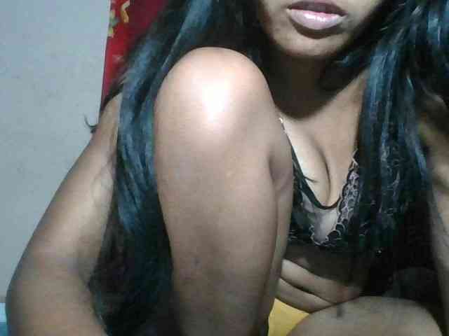 Keziah34 webcam