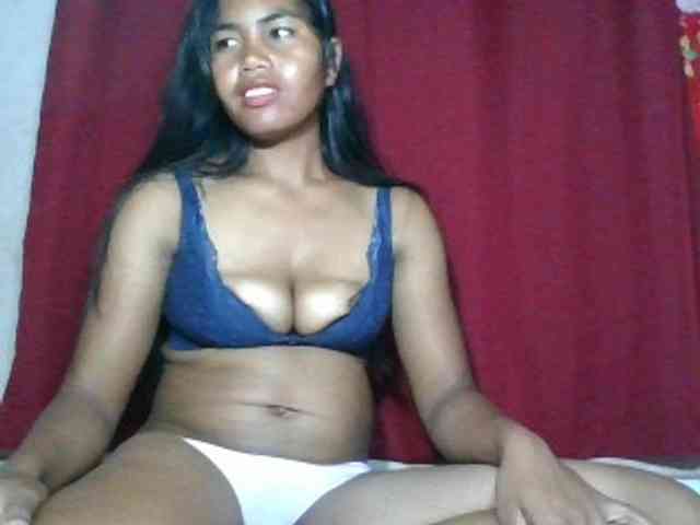 Keziah34 webcam