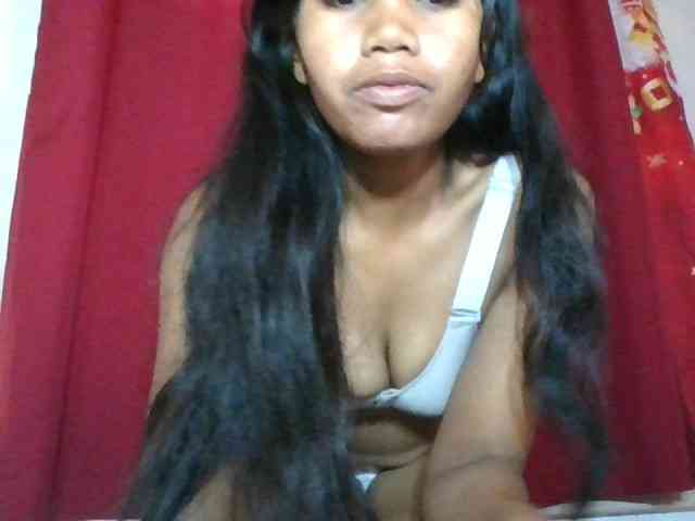 Keziah34 webcam