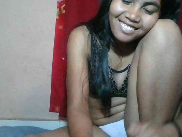 Keziah34 webcam