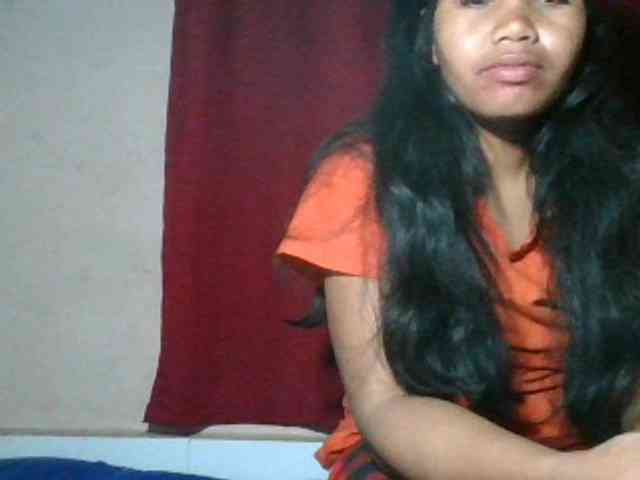 Keziah34 webcam