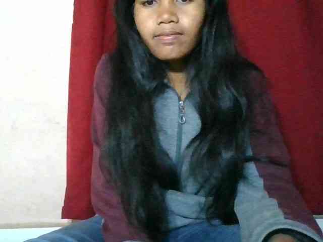 Keziah34 webcam