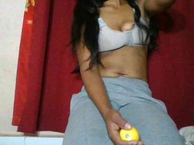 Keziah34 webcam