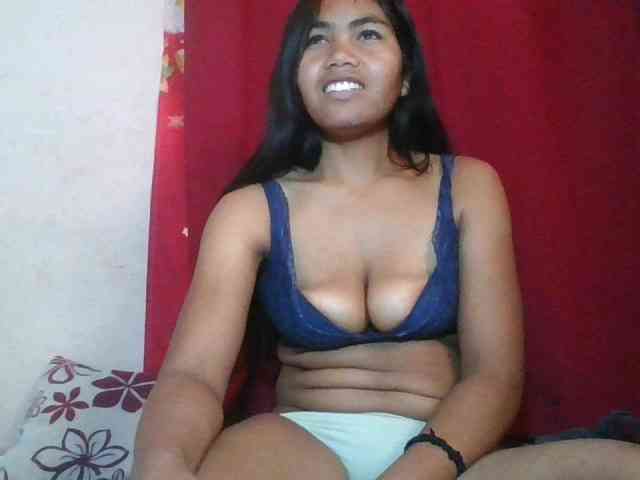 Keziah34 webcam