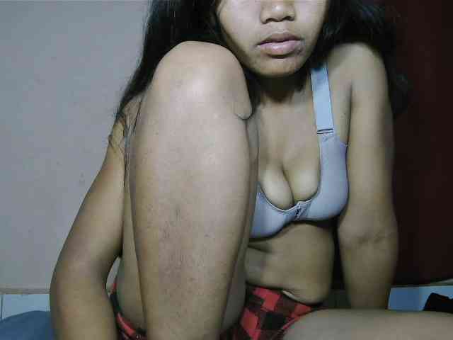 Keziah34 webcam