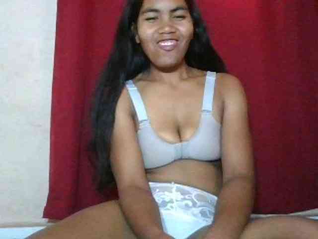 Keziah34 webcam
