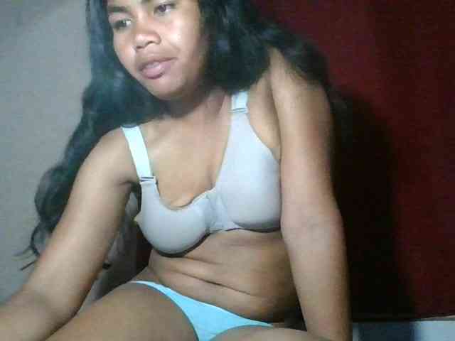 Keziah34 webcam