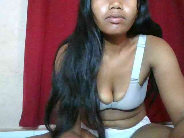 Keziah34 webcam