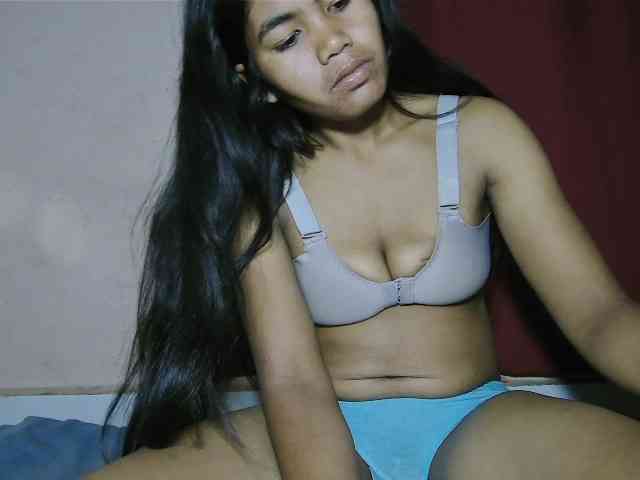 Keziah34 webcam