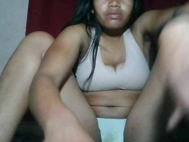 Keziah34 webcam
