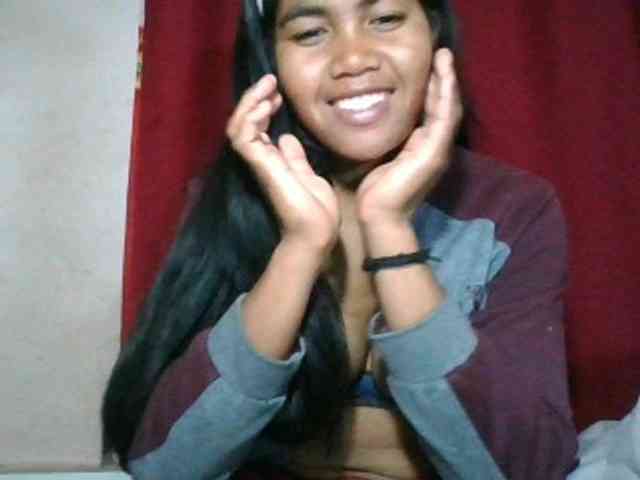 Keziah34 webcam